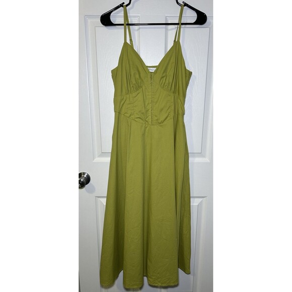 Sincerely Jules Women’s Bodice Style Thin Strap Runched Back Dress Green Size M - Picture 1 of 8